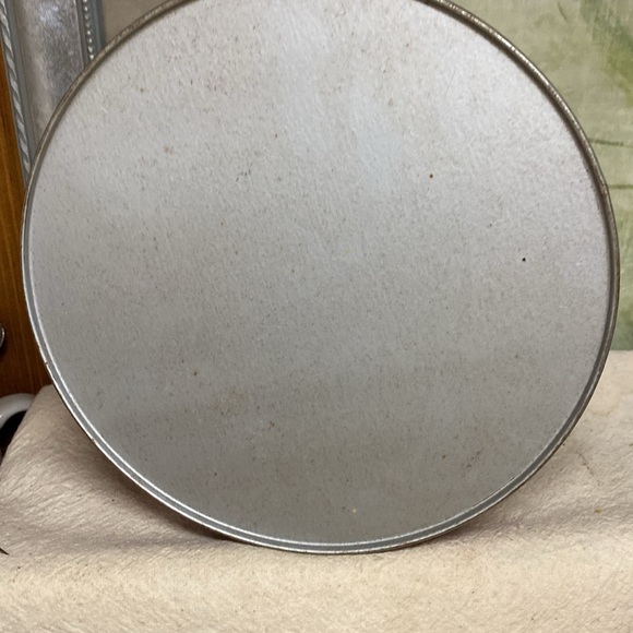 Vintage Shirley Jean Fruit Cake Christmas Tin Container - Picture 3 of 4